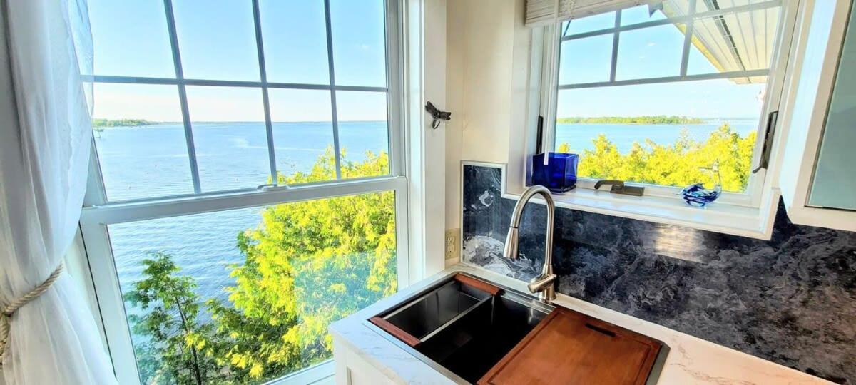 Loza House Coastal Design Unit With Lake & Mountain Views Plattsburgh  Kültér fotó